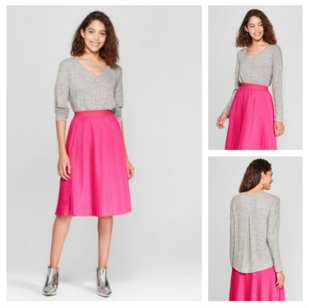 NWT Women's Long Sleeve Cozy Knit Top- A N…